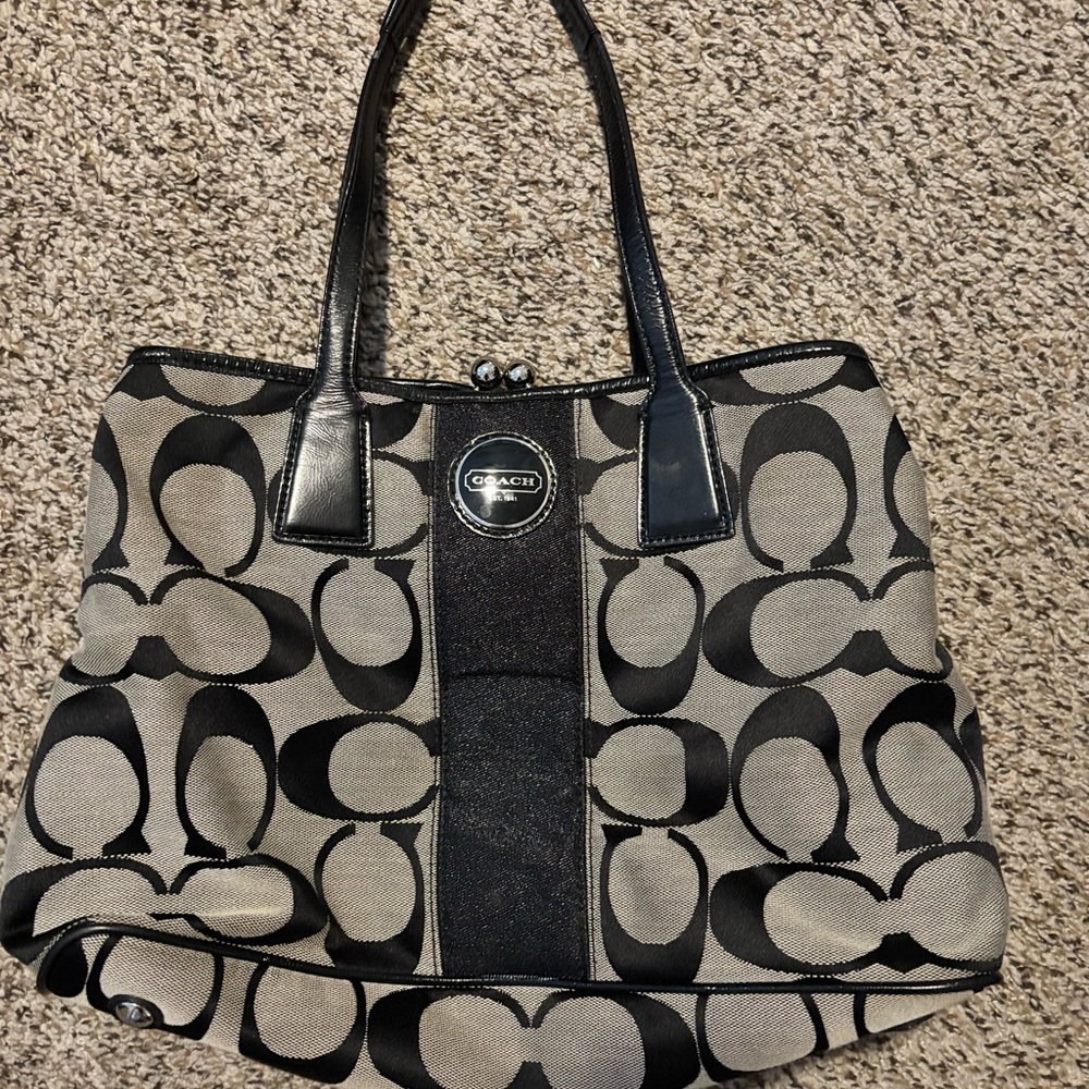 Coach Black and Gray Signature Tote Bag

Cash app payments only